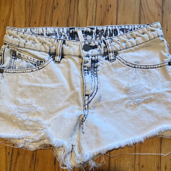 Volcom Jean shorts - Picture 2 of 5